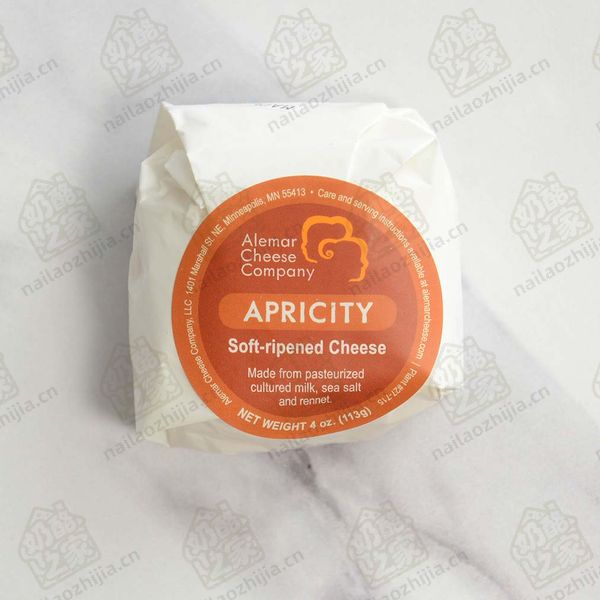 奶酪之家 冬日暖阳奶酪（Apricity Soft Ripened Cheese）整体图