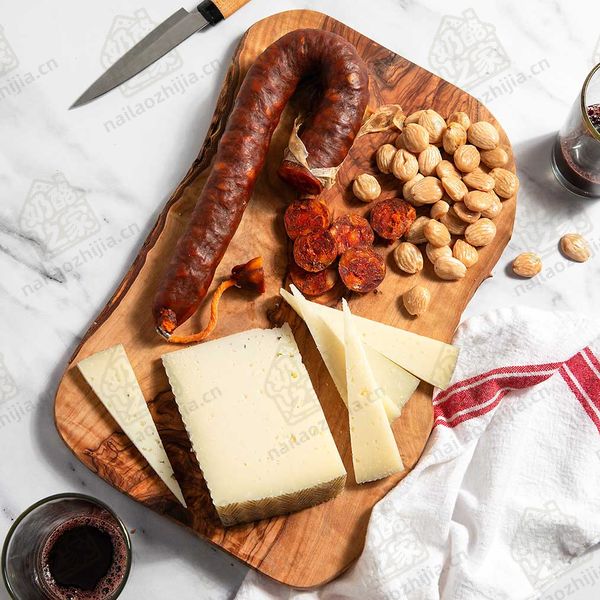 奶酪之家 曼切戈奶酪（DOP-手工6个月熟成）-（Artisan Manchego DOP Cheese Aged 6 Mo）拼盘图