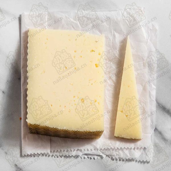 奶酪之家 曼切戈奶酪（DOP-手工6个月熟成）-（Artisan Manchego DOP Cheese Aged 6 Mo）切片图