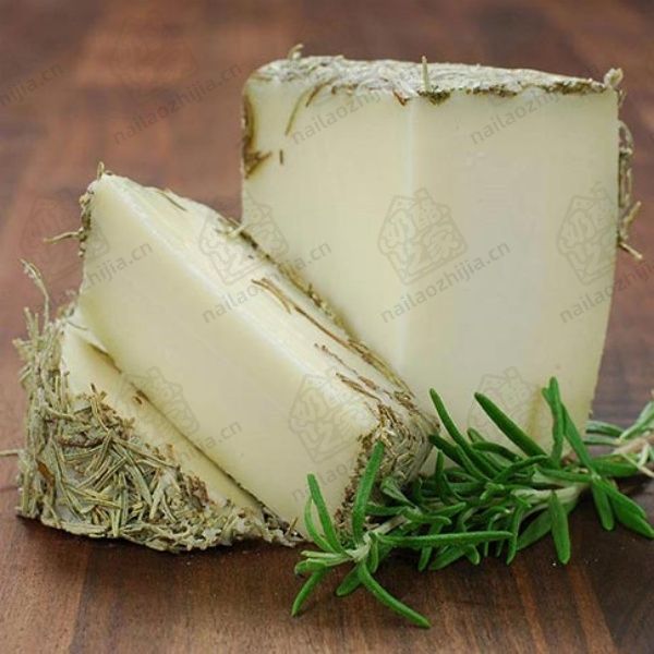 奶酪之家 迷迭香山羊奶酪（Cabra Romero Goat Cheese）半切图