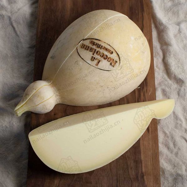 奶酪之家 卡乔卡瓦洛奶酪（DOP）-（Caciocavallo DOP Cheese）整体图