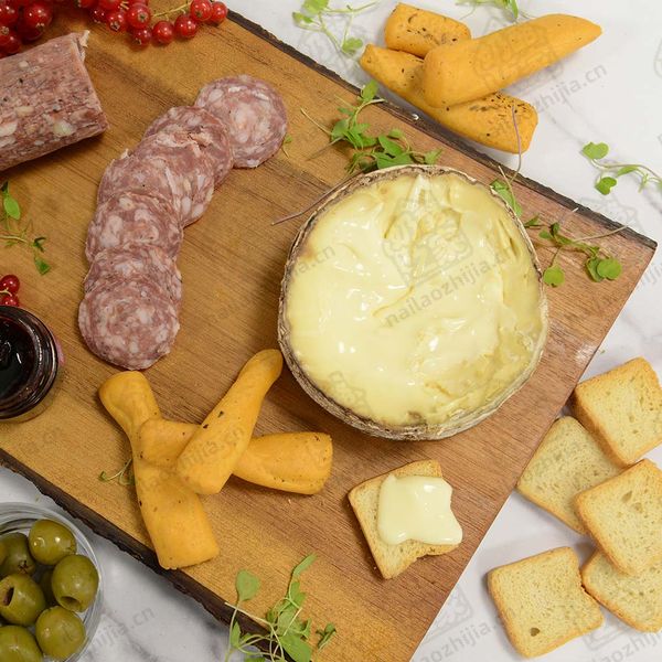 奶酪之家 哈比森奶酪(Harbison Cheese)拼盘图