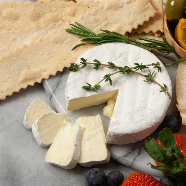 奶酪之家  小霍斯默奶酪（Little Hosmer Cheese）半切图