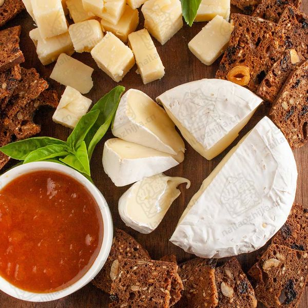 奶酪之家  小霍斯默奶酪（Little Hosmer Cheese）拼盘图