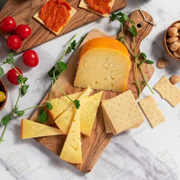 奶酪之家 马洪奶酪(DOP)-(Mahon DOP Cheese)拼盘图
