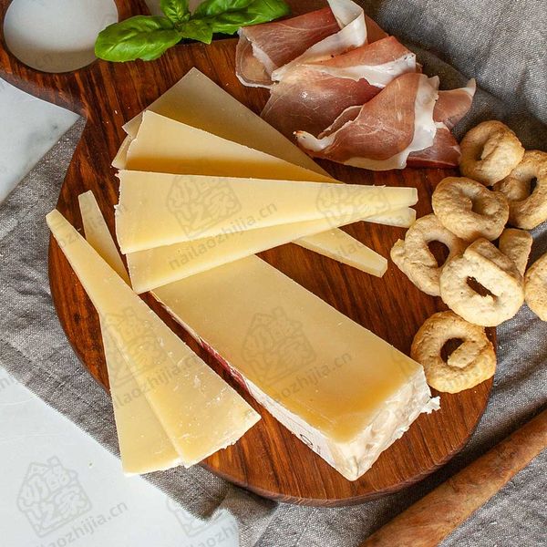 奶酪之家 蒙塔西奥奶酪（DOP）-（Montasio DOP Cheese）拼盘图