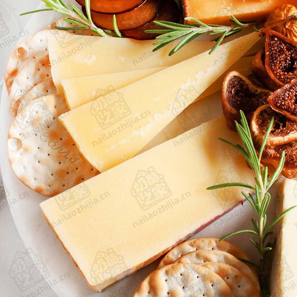 奶酪之家 皮亚韦老式奶酪（Piave Vecchio Cheese）切片图