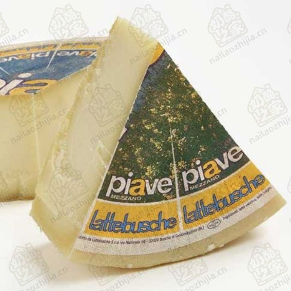 奶酪之家 皮亚韦陈年奶酪（DOP-12个月）-（Piave Vecchio DOP Cheese Aged 12 Months）半切图