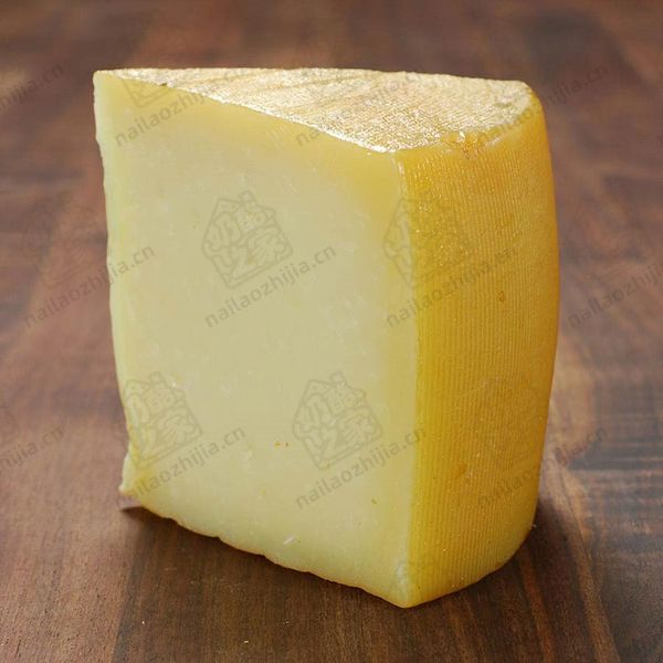 奶酪之家 伊迪亚萨巴尔奶酪(Smoked Idiazabal Cheese)半切图