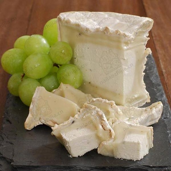 奶酪之家 松露震颤奶酪(Truffle Tremor Cheese)切片图