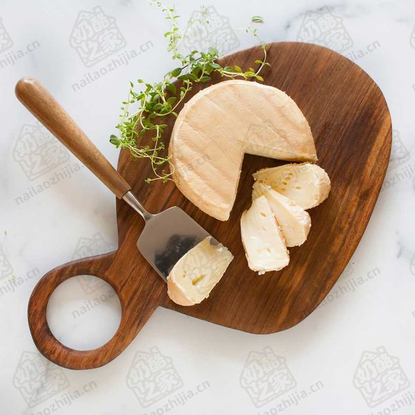 奶酪之家 威洛比奶酪（Willoughby Cheese）半切图