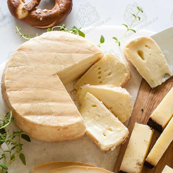 奶酪之家 威洛比奶酪(Willoughby Cheese)半切图